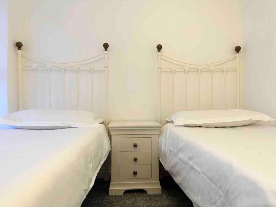 Serene Home Ideally Connected To Central London Bromley Exterior photo