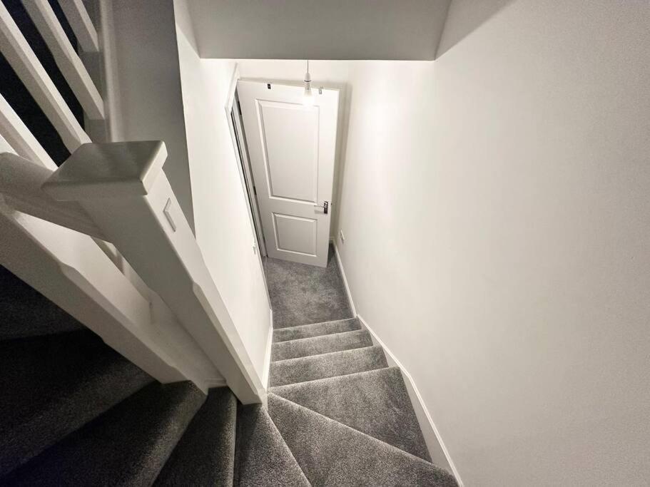 Serene Home Ideally Connected To Central London Bromley Exterior photo